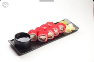 Суши Роллы Калифорния с лососем от Измир